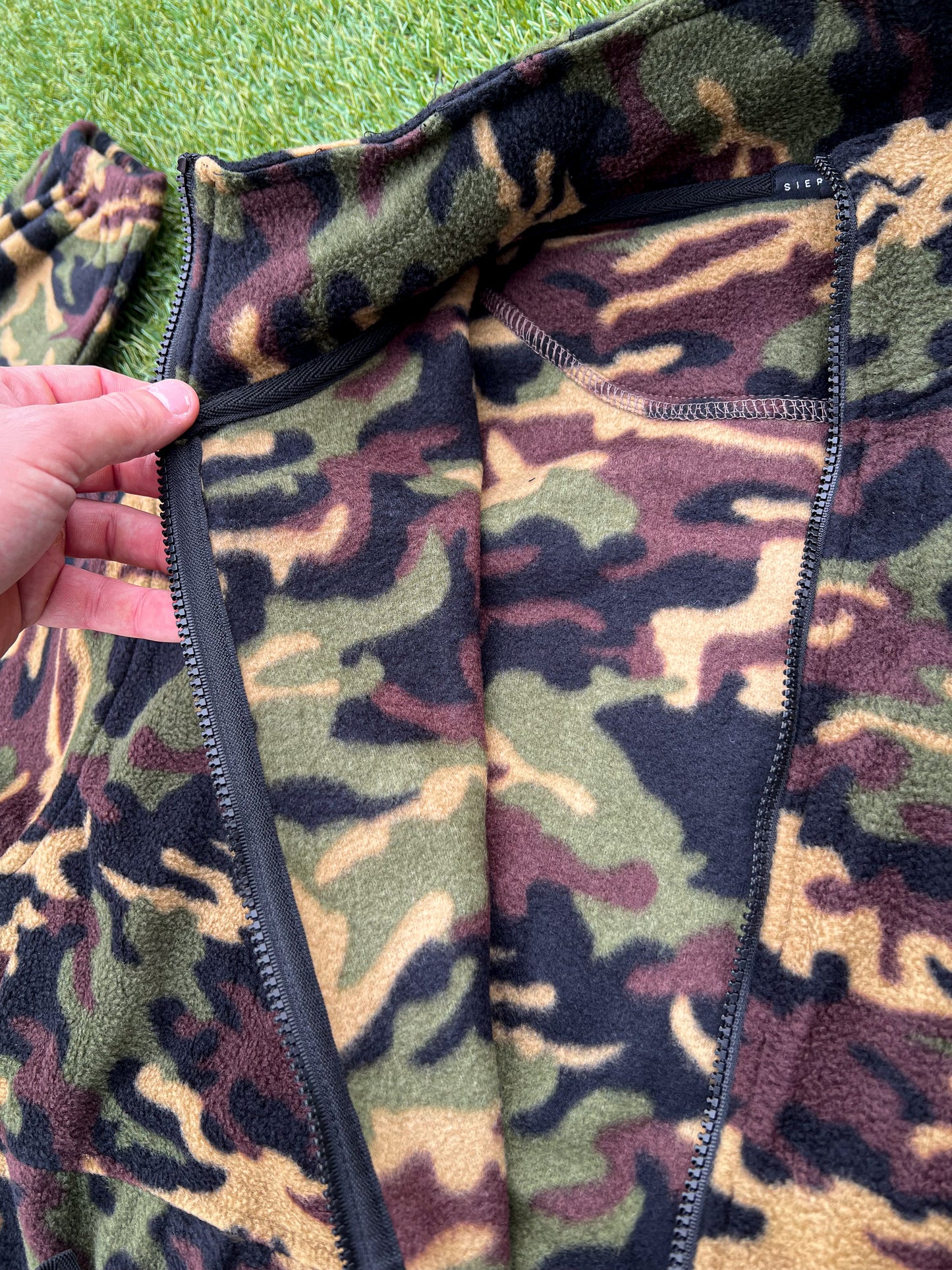 Huntin' SZN Full-Zip Fleece